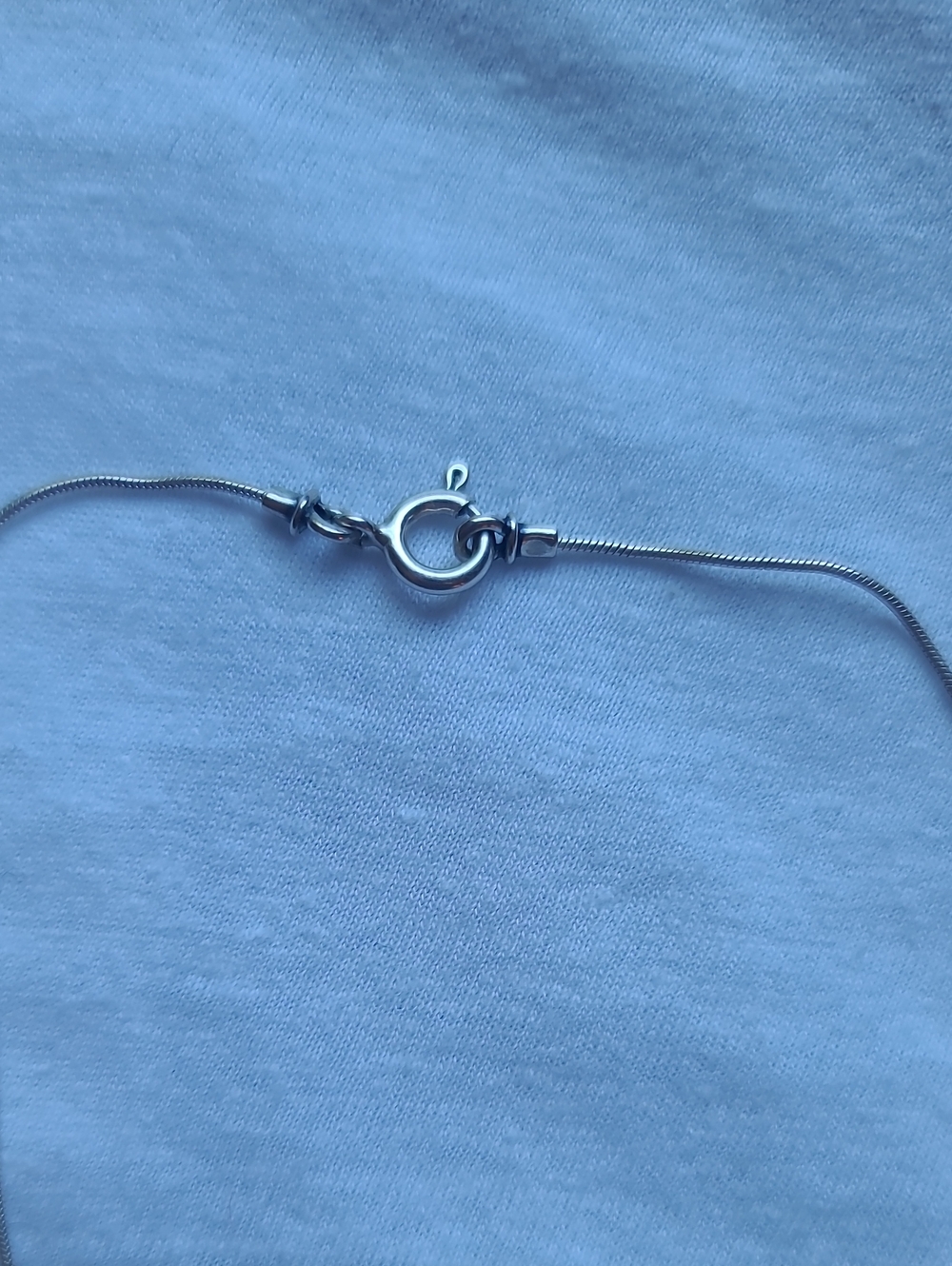 Delicate Silver Flower Pendant Necklace Silpada Design - Picture 3 of 3